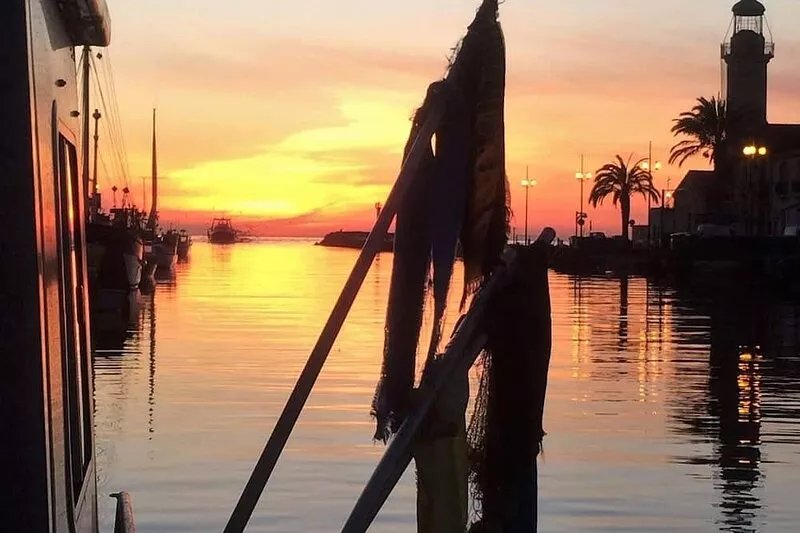 marina duplex port camargue 6/8 people + wharf and private garden