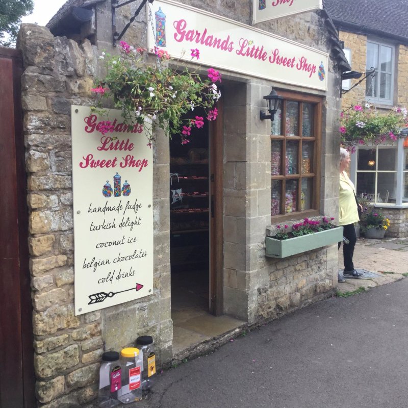 Garlands Little Sweet Shop