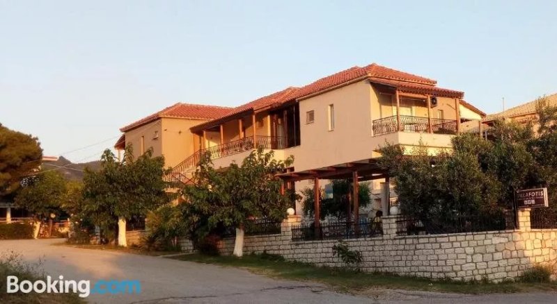 Villa Fotis