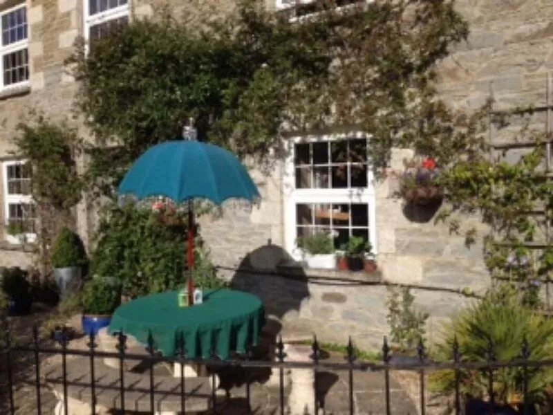 Luxury accommodation and Pet Friendly in the heart of Cornwall.