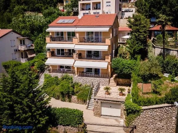 Apartments Villa Slavica