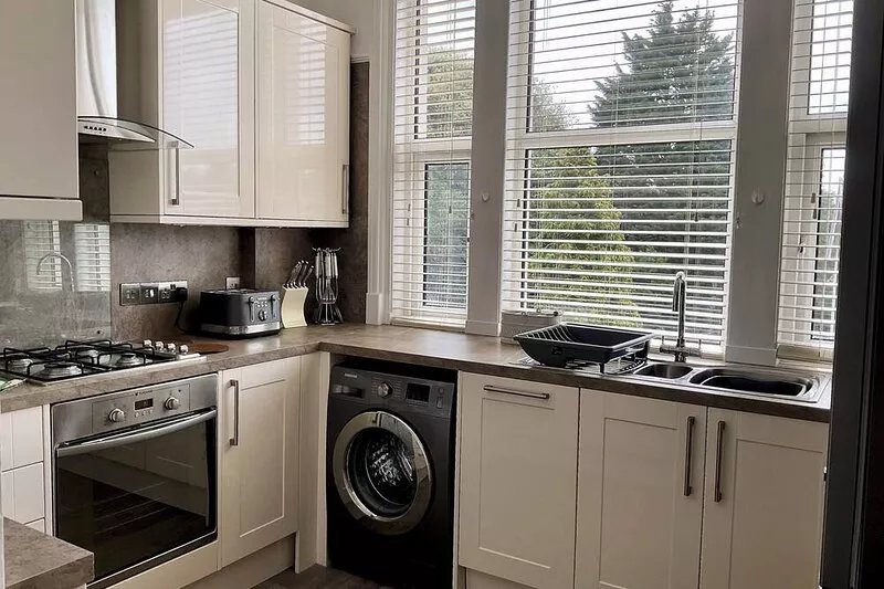 Luxury apartment with parking, close to the sea and all facilities