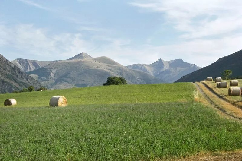 At Clos de Lumière, an exceptional environment: come and recharge your