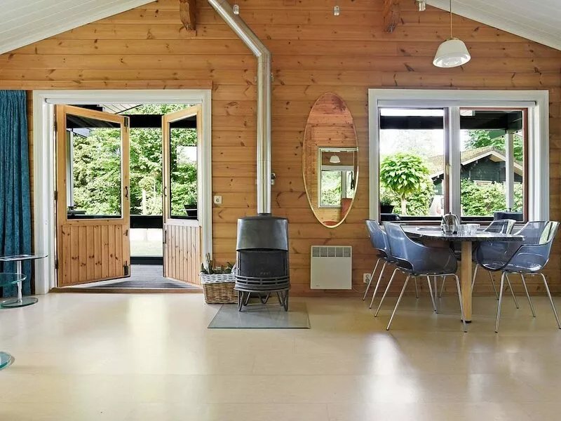 Finnish chalet with private garden and wood-fired sauna near the Veluwe