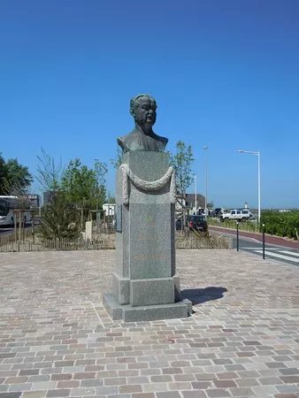 Monument Eugene Cornuche