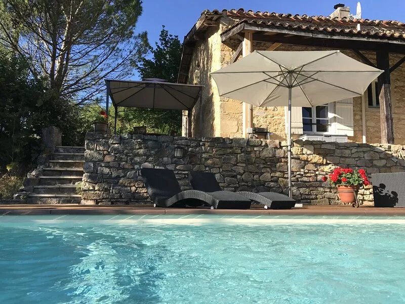 The Miller’s Cottage, cosy retreat, sleep 5, private pool, free Wifi