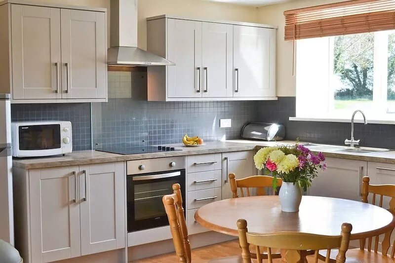 One of five holiday homes with swimming pool, gym and tennis courts on site.