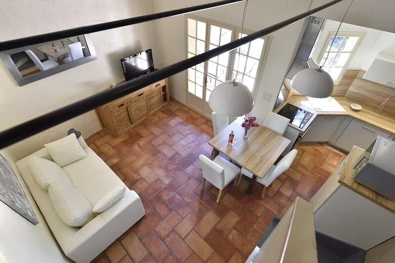 Mazet for 4 people. Les Garrigues Apt building of the valley of Baux Paradou
