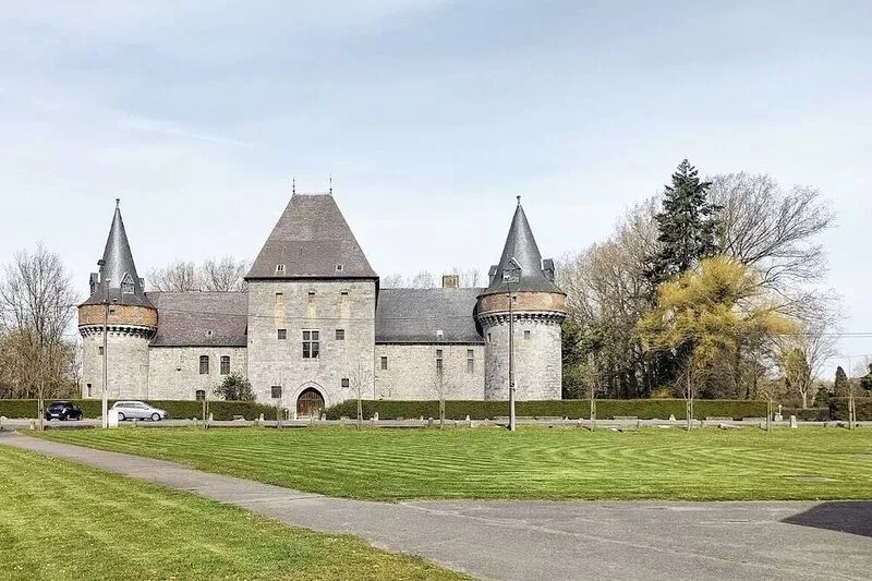 The Little House of Bienne-lez-Happart