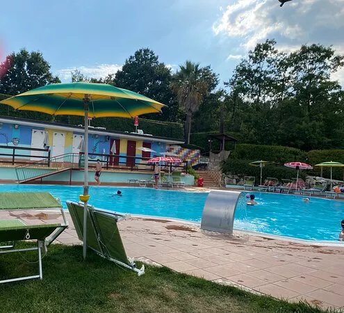 Piscina L'Isola Che Non C'e