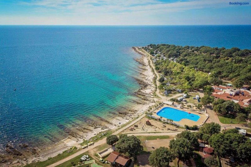 Mediteran kamp Mobile Homes in Naturist Camping Ulika