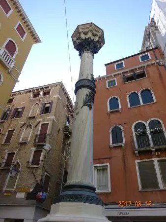 Colonna Commemorativa dei Moti del 1848
