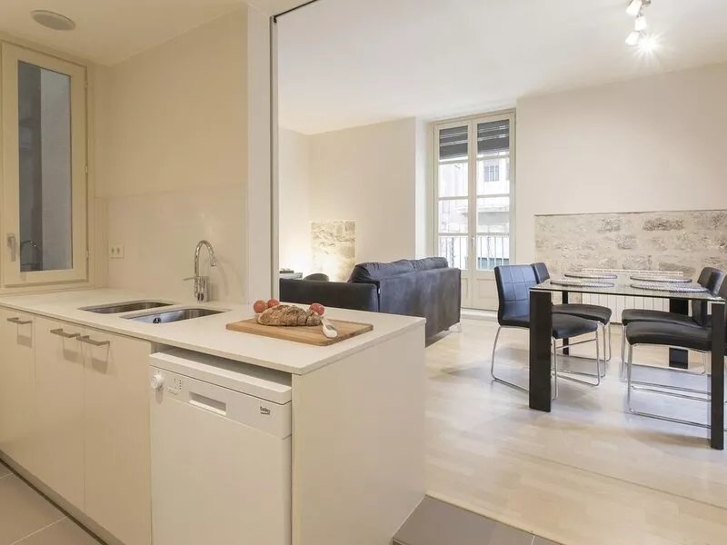 Cort Reial 2A - Holiday Apartment Rental in Girona | Bravissimo