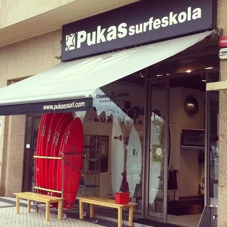 Pukas Surf Eskola San Sebastian