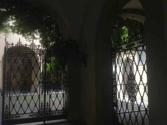 Via Dei Servi