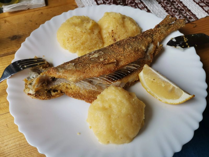 Pensiunea La Sishe Valea Putnei