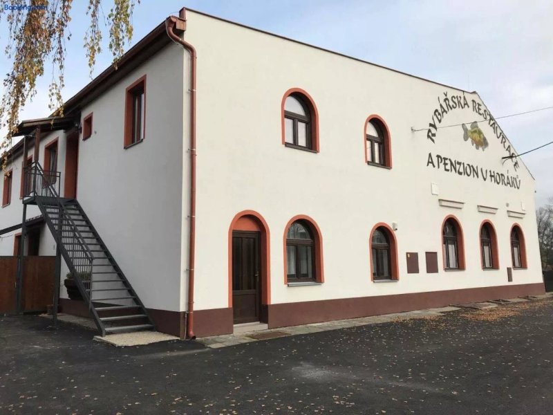Rybarska restaurace a penzion u Horaku