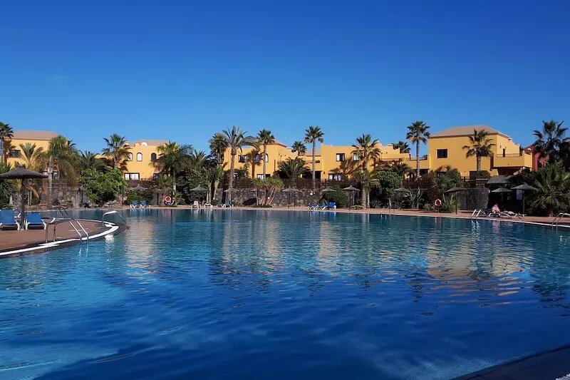 Apartment - 5 min. drive to the beach - 7 min. drive to the center - space for