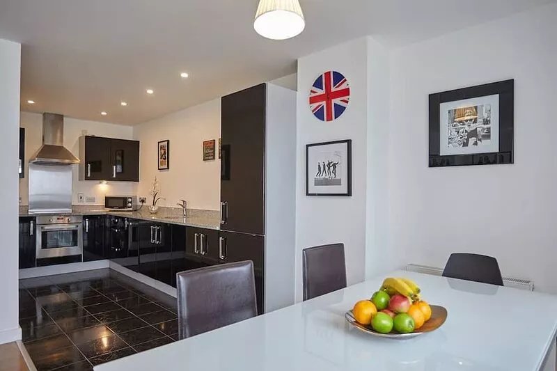 Luxury Riverside apartments, 3 Bedroom apartment on the river, O2, Excel