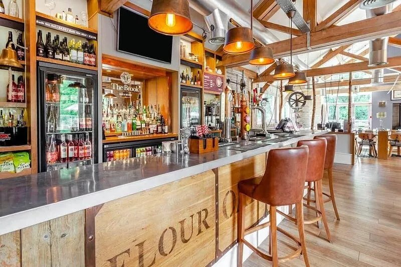 Luxurious lodge with one king-size double, with en suite shower and one twin.
