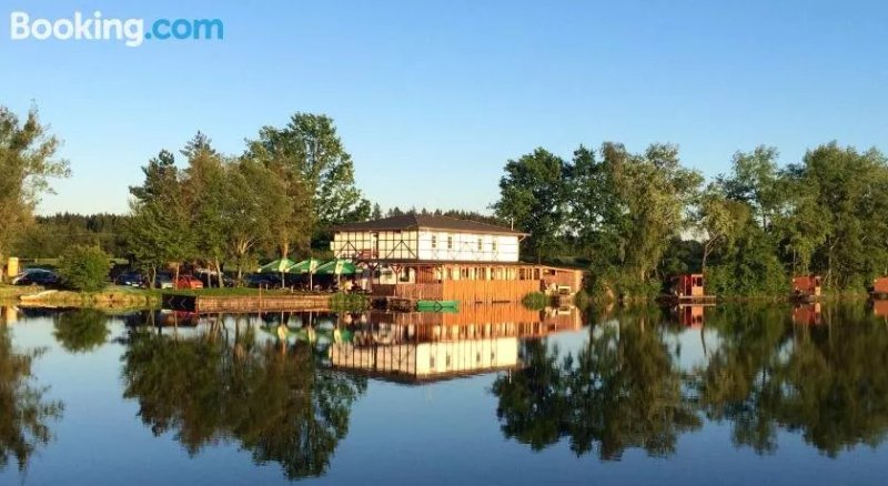 Rybarska basta Sveceny - Restaurace, Penzion