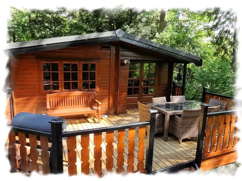 Blelham Tarn (Rustic yet modern cabin in tranquil woodland with own EV charger)