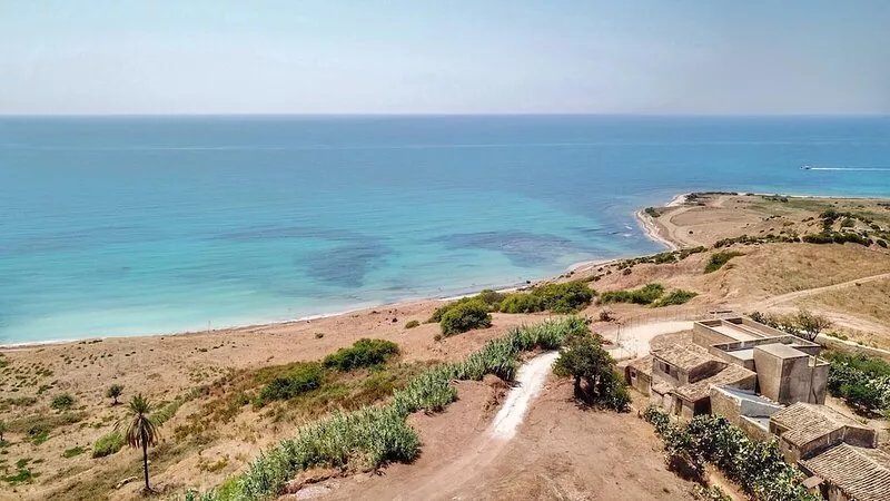West Cottage in villa with pool, jacuzzi and sea view