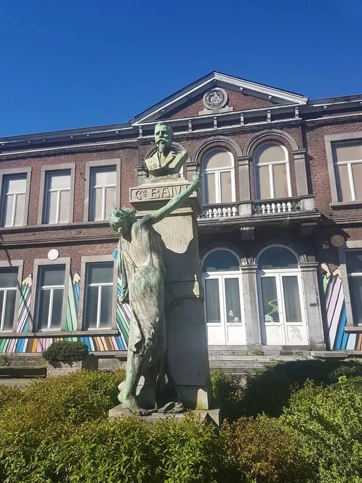 Monument commemoratif a Gustave Baivy