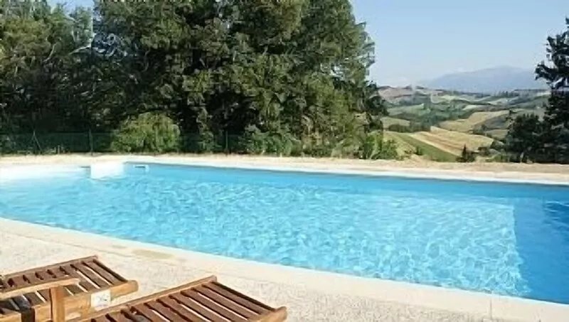 Private Villa with Pool with stunning views in the  'Real' Italy.