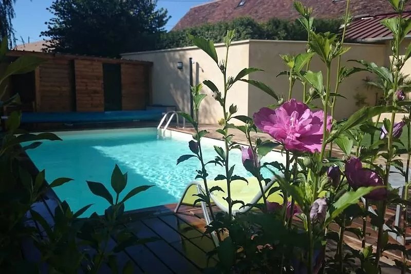 house in the vineyards, 6/8 people, private heated swimming pool wifi, linen