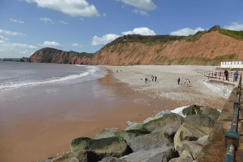 Sidmouth apartment perfect for beach and town