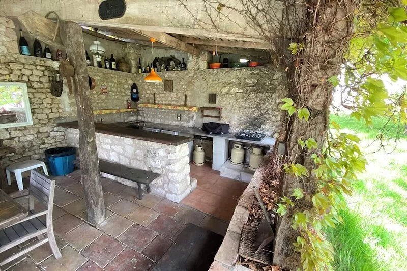 A typical well equipped quercy stone house, set in superb countryside