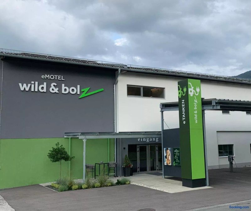 Wild & Bolz Emotel