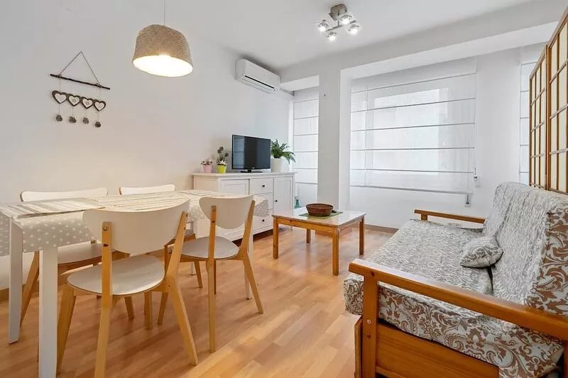 Family apartment with the beach only a step away