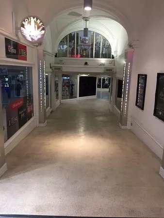 Cavern Walks Boutique Shopping Centre