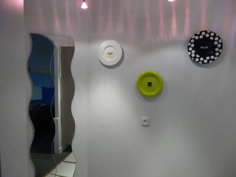 SUPERB 'MODERN' GOOD PLACE