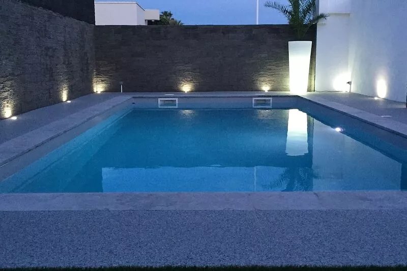 VILLA in Carnon plage ! 200m from the beach with heated pool,,120m2, garage