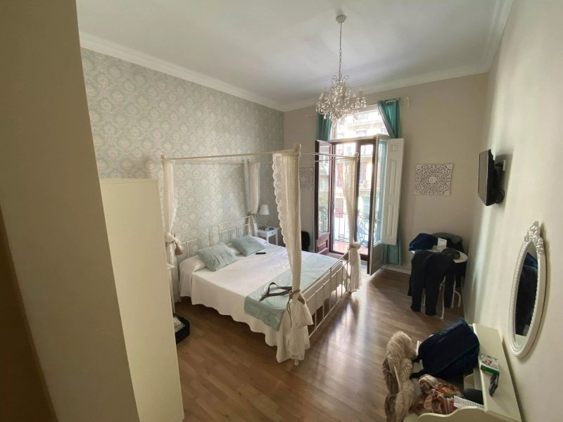 Lumine Suites Barcelona Hostal