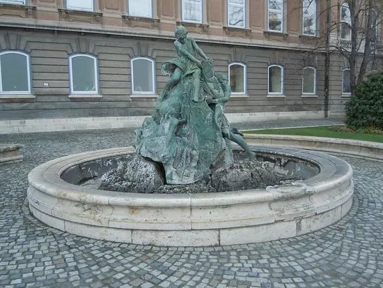 Fountain of the Fishing Children