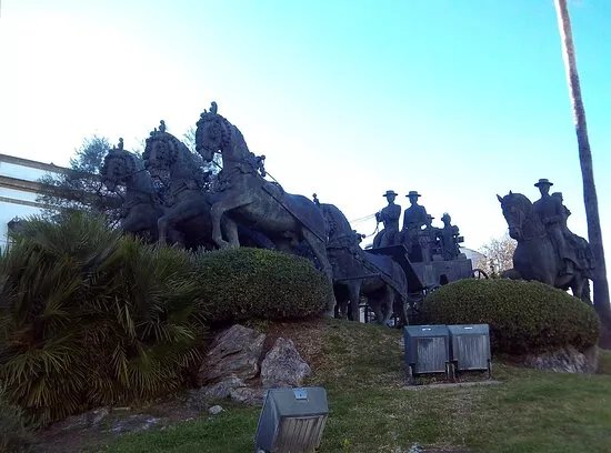 Monumento al Enganche
