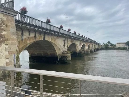 Pont De Libourne