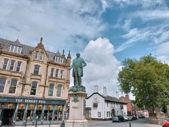 Statue of Sir Robert Peel