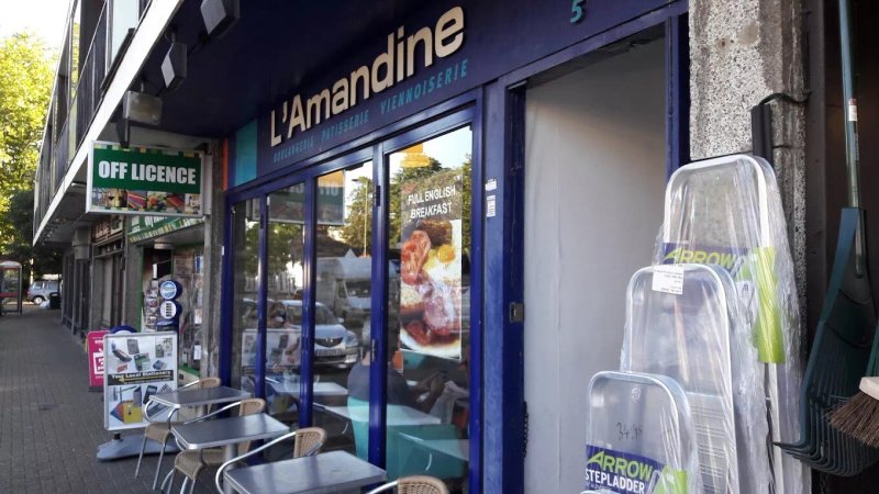 L'amandine Patisserie And Coffee House