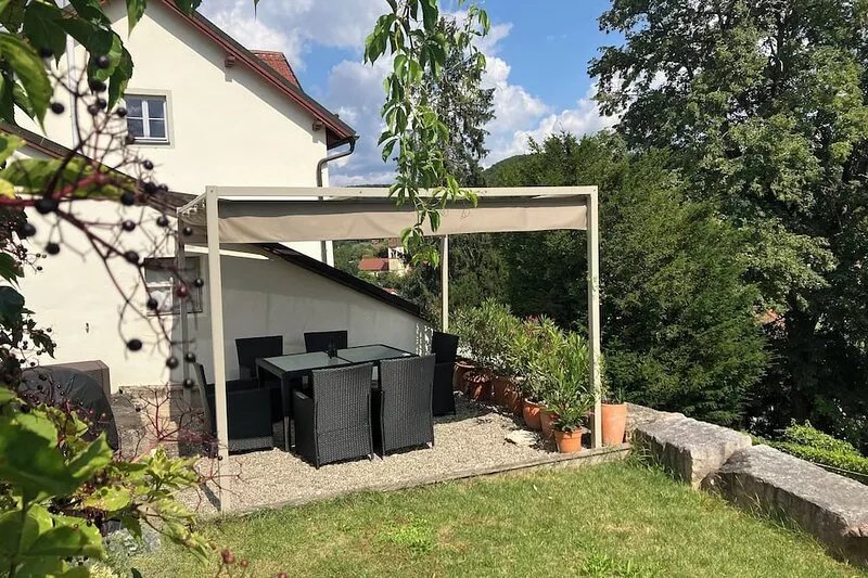 Romantic country house directly below the castle in Pappenheim