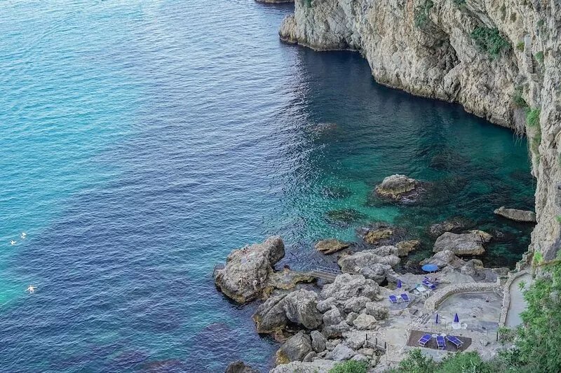 Wonderful villa with swimming pool and sea view in Taormina, Sicily