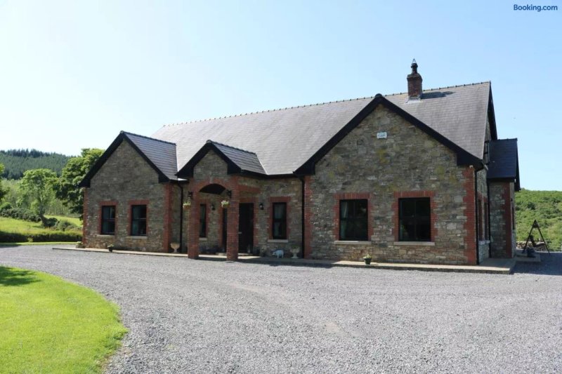 Loughcrew View Bed and Breakfast