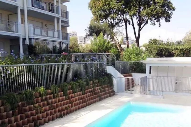 65. A nice apt in a calm, gated residential area with pool and a large terrace