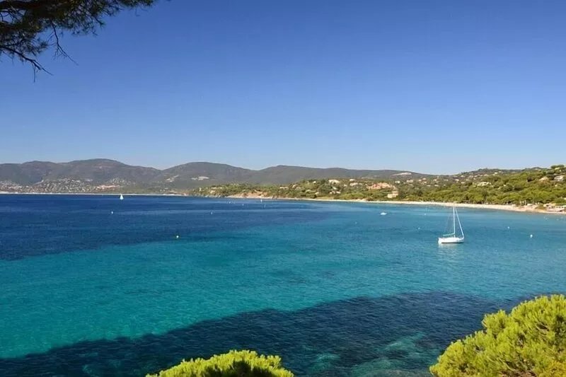 Elegant villa with heated pool, air conditioning, near St Tropez and beaches
