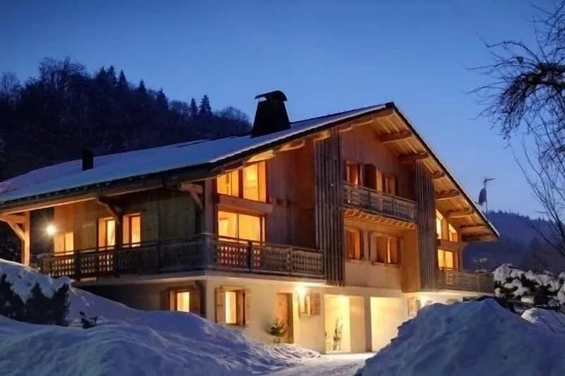 Large charming chalet in samoens,  private pool, 3 mns from Grand Massif ski lif