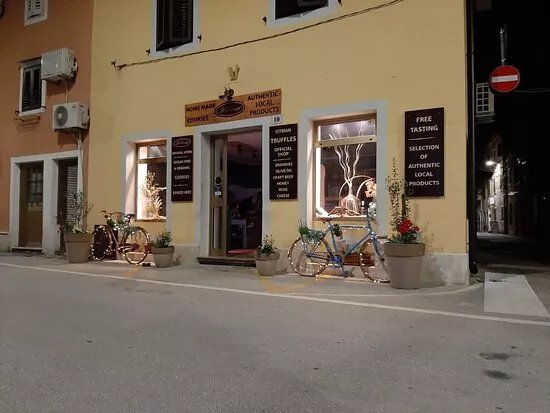 Delicia Keksi - Local Delicacies